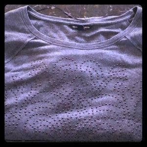 Long sleeve gray shirt